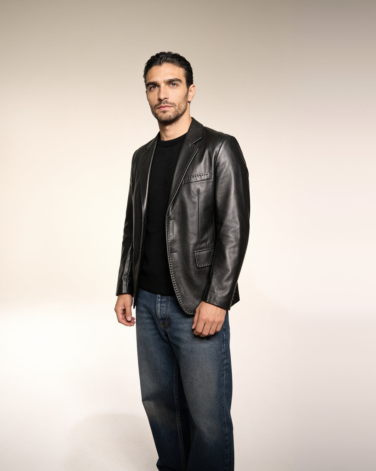 Sartoria Blazer — worn by a model, front view, studio